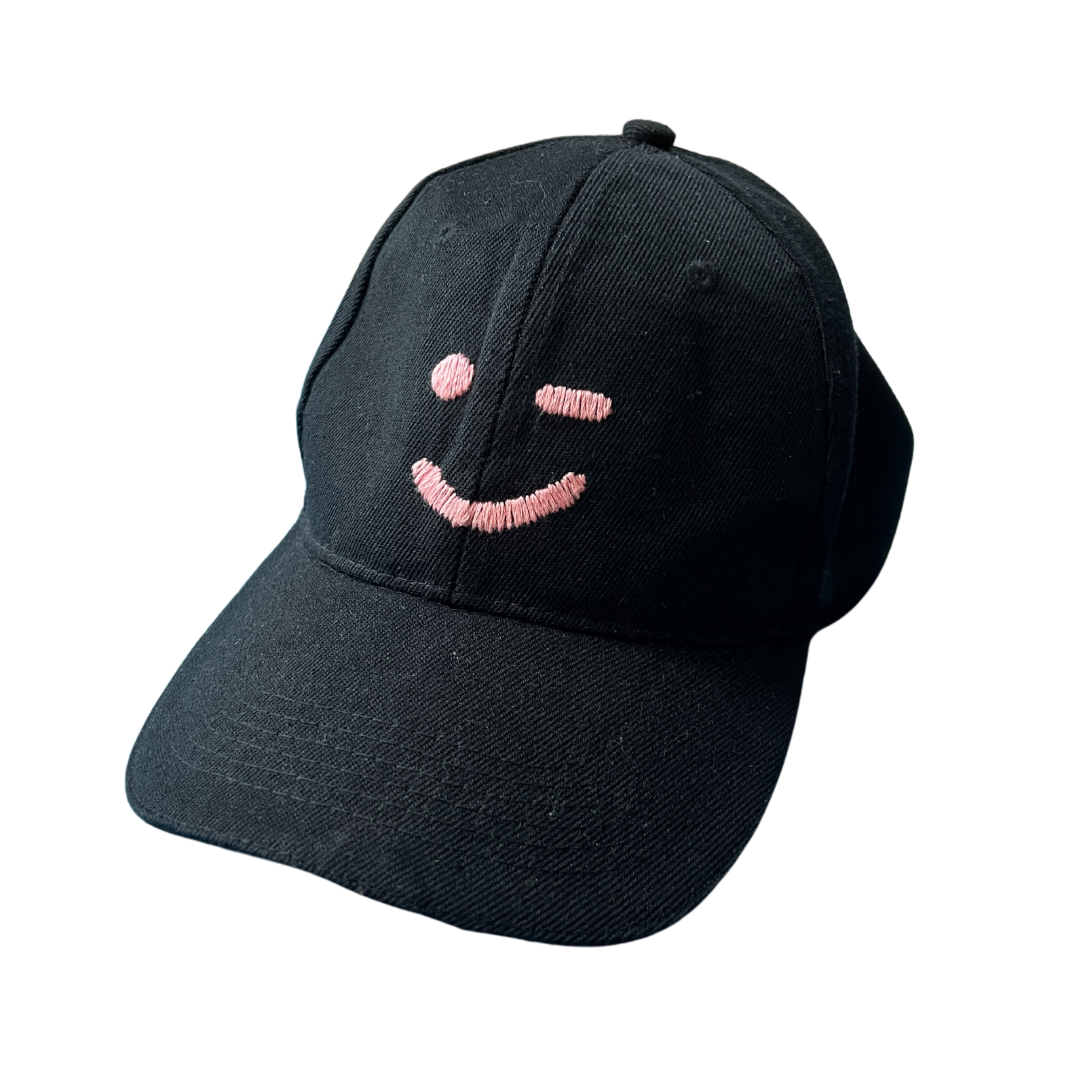 the (t)wink hat